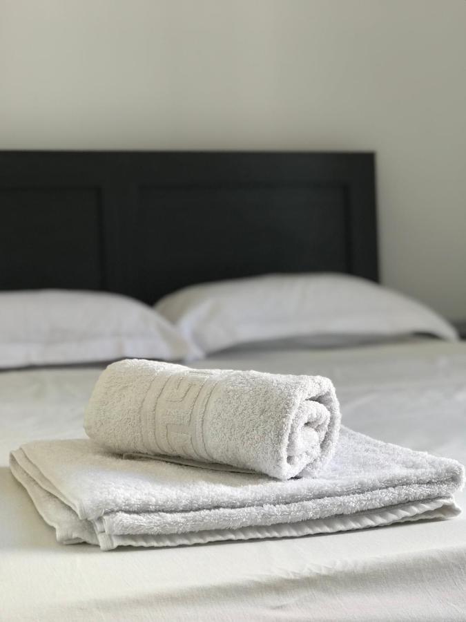 Inej Maisonette Ermoupoli Ngoại thất bức ảnh