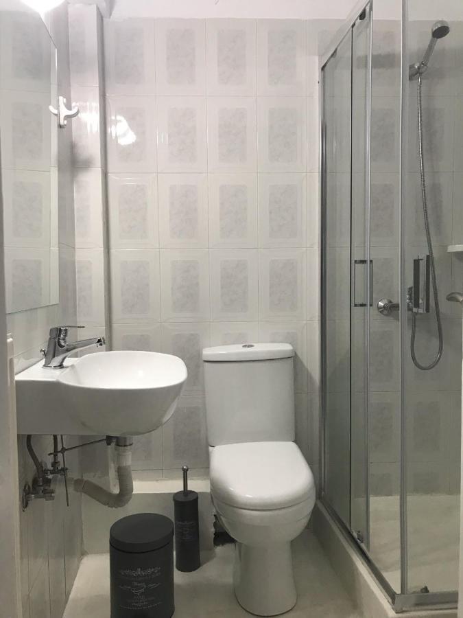 Inej Maisonette Ermoupoli Ngoại thất bức ảnh