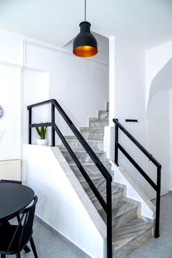 Inej Maisonette Ermoupoli Ngoại thất bức ảnh