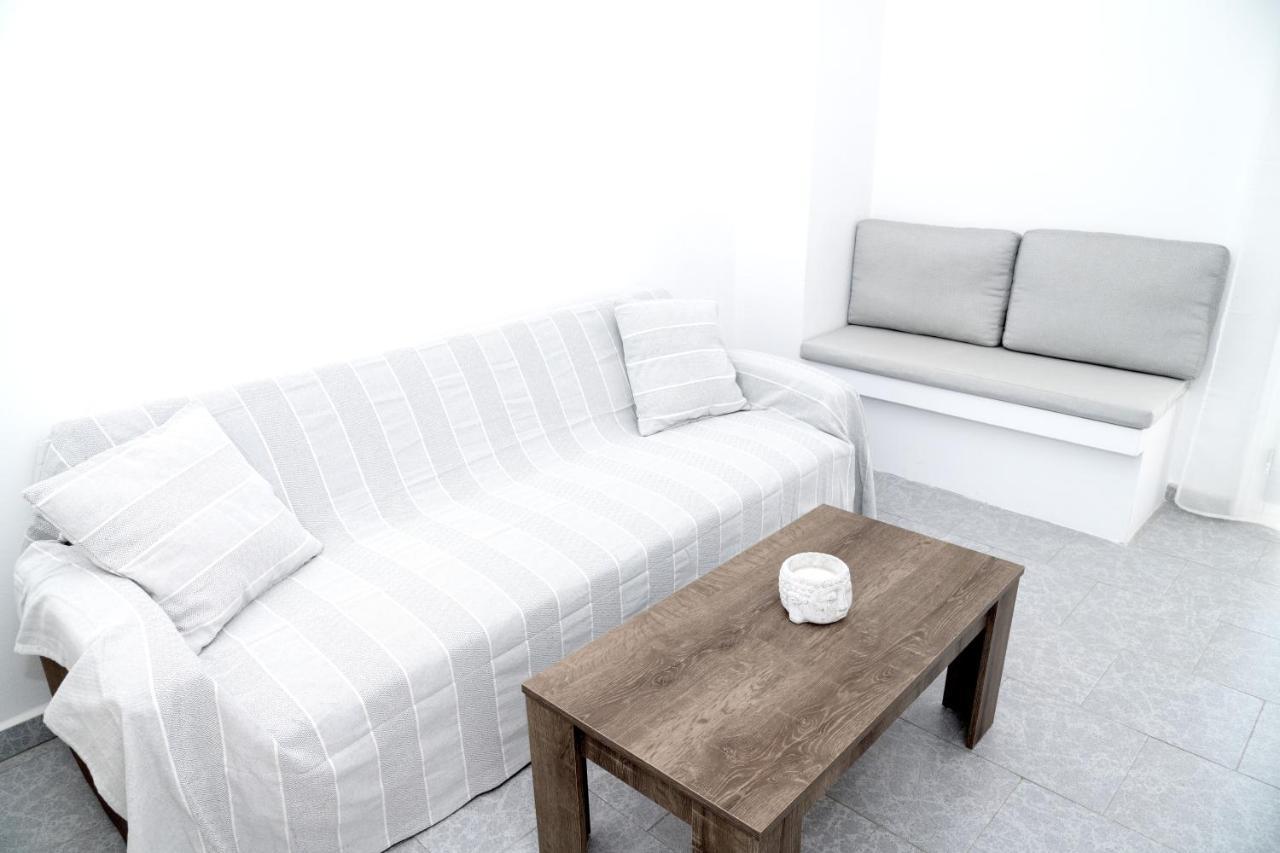 Inej Maisonette Ermoupoli Ngoại thất bức ảnh
