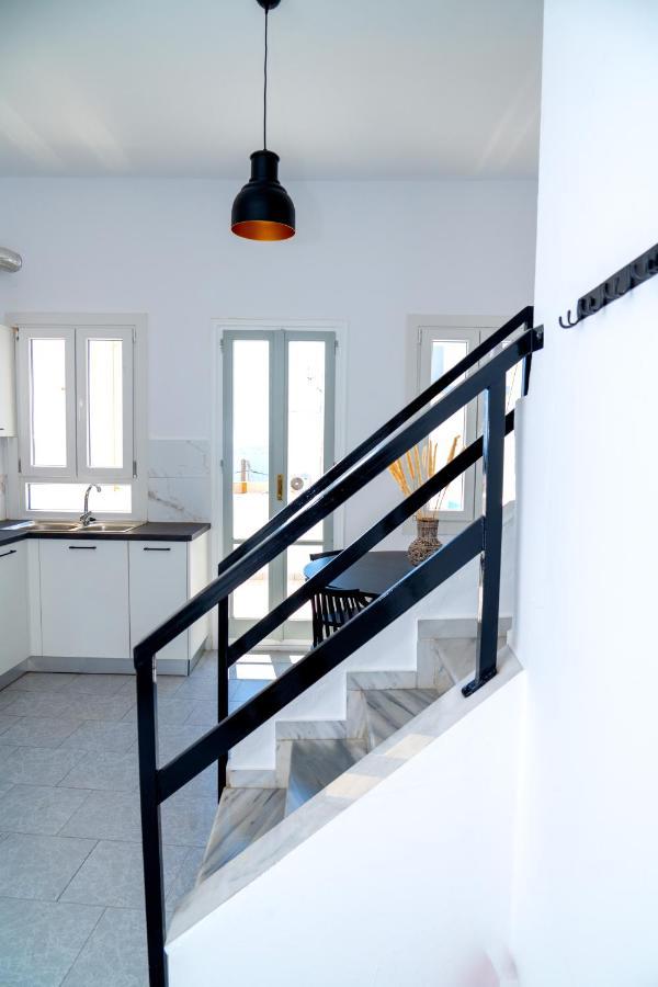 Inej Maisonette Ermoupoli Ngoại thất bức ảnh