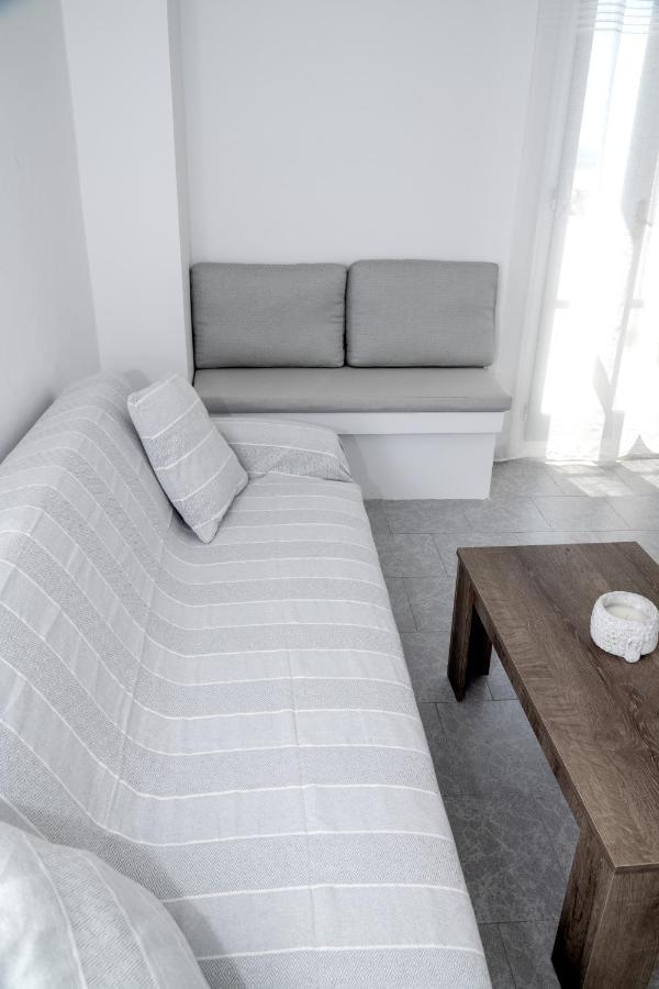 Inej Maisonette Ermoupoli Ngoại thất bức ảnh