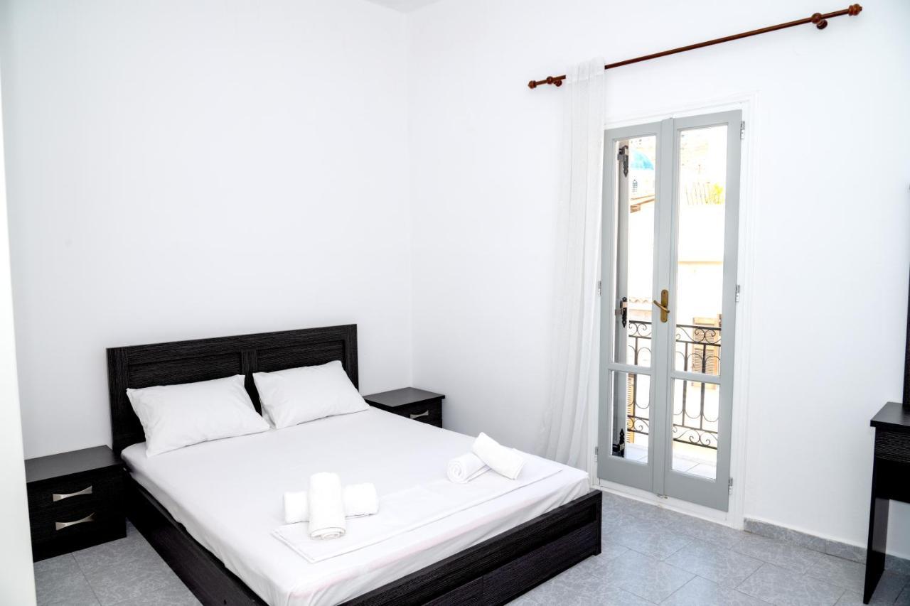 Inej Maisonette Ermoupoli Ngoại thất bức ảnh