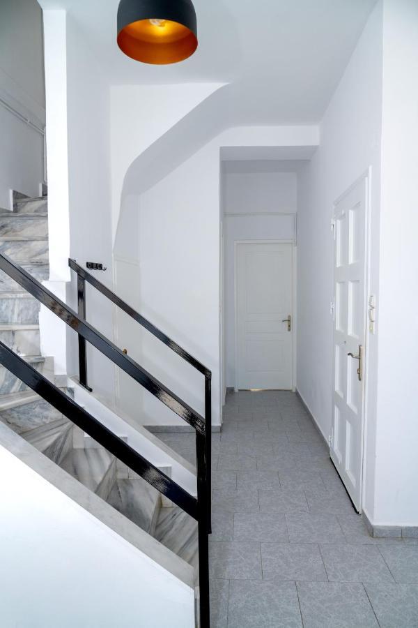 Inej Maisonette Ermoupoli Ngoại thất bức ảnh